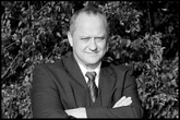 Czy można było temu zapobiec? Żył zakochany, oskarżany, niezrozumiany... Jego ciało znaleziono w wannie