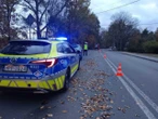 Wypadek śmiertelny Nie żyje 53-latek potrącony przez samochód. Wykonywał prace porządkowe przy drodze