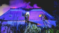 Dramat pogorzelców Śmiertelny pożar pod Kętrzynem. Dwie osoby nie żyją. Wiadomo, co dalej z mieszkańcami