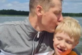 M jak miłość: Marcin Mroczek dostał szokujący prezent na Dzień Ojca! Synowie go zd...
