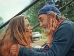 To wyjątkowy film! "Dziadku, wiejemy!": Rodzinne więzi na ekranie i na planie. Jan Peszek zagrał u boku…