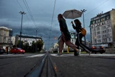 Prognoza IMGW Nadciągają burze z gradem. Tutaj będzie najgorzej [Prognoza IMGW na 26.06.2025]