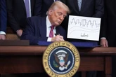 "The New York Times" pokazuje Donald Trump od lat rysuje! Zobacz jego dzieła sprzedawane na aukcjach