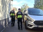 WARSZAWA Dramat pana Piotra. Rok mieszkał na klatce schodowej w Warszawie. Przełamał milczenie