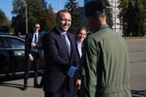 Druga oficjalna wizyta Prezydent Nawrocki przybył do USA. W planie wizyty są m.in. spotkania z Polonią i wystąpienie na forum ONZ