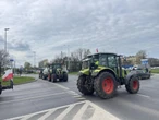 protesty Rolnicy ponownie wyjechali na ulice miasta. Trwa blokada Aleksandrowskiej