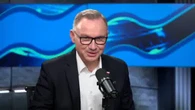 Prezydent na emeryturze chwycił za kosiarkę. "Trawsko na moją wysokość"