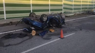 Bmw dachowało, prowadził 21-latek. Autostrada zablokowana