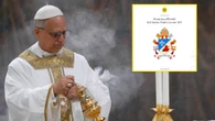 Watykan pokazał herb Leona XIV. Są na nim dwa symbole