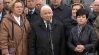 Kaczyński przemawiał, zagłuszały go okrzyki. "Przyjdzie czas, że to się skończy"