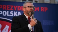 Braun się nie zatrzymuje, znów wywołuje skandal. Szef MON: Czas na reakcję służb