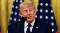 Trump odcina się od Epsteina. Wraca pozew na potężną sumę