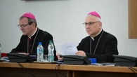 Politycy chcą więcej niedziel handlowych. Kościół zareagował