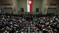 Przetasowania w Sejmie. PiS traci pozycję lidera