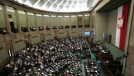 W PiS niepewność, godziny do końca ultimatum. Polacy jasno o ruchu Morawieckiego