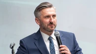 Wiceminister zawieszony w KO. "Obudziłem się, żeby iść do łazienki"