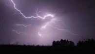 Burze nie dadzą odpocząć. Większość Polski w alertach