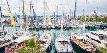 Qué tipo de barco puedes alquilar para pasar las vacaciones