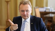 Зарплату до $1 тисячі підняли директорам усіх львівських шкіл