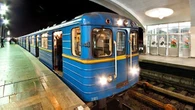 У столичному метро відновили оплату банківською картою
