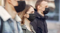 Маски для обличчя стануть особистим вибором в Англії - міністр