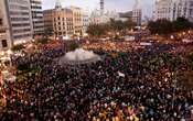 Miles de personas protestan por gestión de inundaciones en España