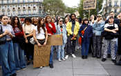 Miles marchan en París en solidaridad con Gisèle Pelicot y las víctimas de violación