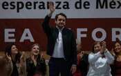 ‘Andy’ López Beltrán, hijo de AMLO, hace su primera aparición como secretario de Morena