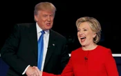 Director del FBI exhibe campaña de Hillary Clinton para vincular a Trump con Rusia
