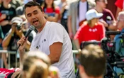Charlie Kirk en estado crítico tras recibir un disparo