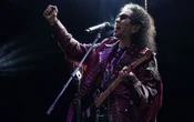 Se desprende pantalla gigante en concierto de El Tri en el Auditorio Nacional