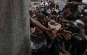Bloqueo israelí de ingreso de víveres en Gaza obliga a World Central Kitchen a dejar de dar comida