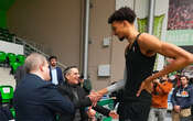 Marca ‘efecto Wemby’ los juegos de la NBA en París | Video