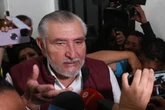 Adán Augusto López reaparece en Congreso de Morena tras polémica por su exsecretario