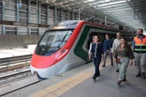 Sheinbaum anuncia apertura del tren México-Toluca en enero de 2026, tras 11 años de obra