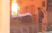 Hombre con machete en mano incendia altar principal de iglesia en Veracruz | Video