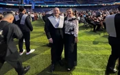 Exgobernador de Jalisco, Alfaro, se gradúa en Madrid en dirección de futbol