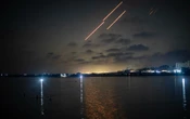 Defensas aéreas en Teherán son activadas para interceptar proyectiles israelíes