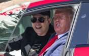 Video | Trump critica ‘boicot’ contra Musk y lo apoya comprando un Tesla