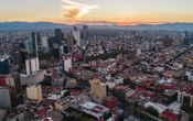 Científicos advierten que la Ciudad de México se hunde entre 10 y 30 centímetros al año
