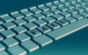 Para combatir la desinformación, gobiernos deben apostar por la supervisión mediática: Embajada del Reino Unido