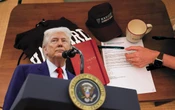 Juez bloquea indefinidamente el veto de Trump a los estudiantes extranjeros en Harvard