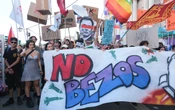 Videos | ‘No hay espacio para Jeff Bezos’, continúan las protestas contra el superrico y Lauren Sánchez en Venecia