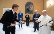 Recibe León XIV a Jannik Sinner en El Vaticano | Video