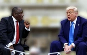 Video | Trump arrincona al presidente sudafricano para reclamarle “genocidio” blanco
