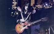 Murió Ace Frehley, guitarrista original de KISS, a los 74 años