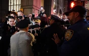 NY afirma que la ciudad no coopera con ICE tras enfrentamientos durante redadas