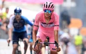 Del Toro cede la Maglia Rosa y pierde el liderato del Giro de Italia