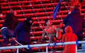 Cientos de heridos en disturbios violentos entre hinchas argentinos y chilenos