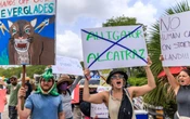 Hay 750 migrantes en jaulas en ‘Alligator Alcatraz’, denuncian legisladores